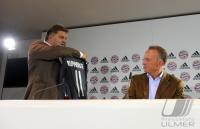 Fussball 1. Bundesliga: Medien Direktor Markus Hoerwick, Vorstandsvorsitzender Karl Heinz Rummenigge