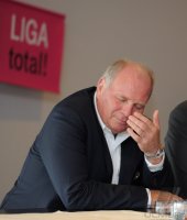 Fussball 1. Bundesliga  2011/2012:  Praesident Uli Hoeness (FC Bayern Muenchen)
