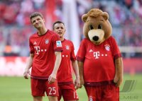 Fussball 1. Bundesliga  Saison 2015/2016: FC Bayern Muenchen - Borussia Moenchengladbach
