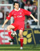 Fussball 1. Bundesliga: FCB, SAGNOL Einzelaktion am Ball