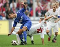 Fussball 1. Bundesliga: Koeln - Berlin, Zweikampf