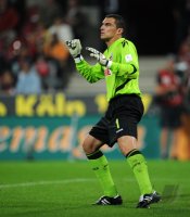 Fussball: 1. Bundesliga Saison 2010/2011: Koeln, MONDRAGON