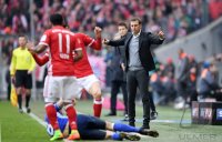 Fussball 1. Bundesliga Saison 16/17: FC Bayern Muenchen - FC Schalke 04