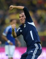 Fussball 1. Bundesliga : Zeugwart Enrico Heil (FC Schalke 04)