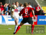 Fussball 1. Bundesliga: Leverkusen - Bielefeld, Zweikampf