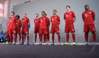 Fussball 1. Bundesliga 2015/2016: Fototermin beim FC Bayern Muenchen