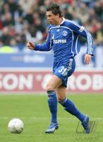 Fussball 1. Bundesliga: Schalke, BOENISCH Einzelaktion