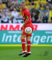 Fussball 1. Bundesliga, Saison 2011/2012: Augsburg, MOEHRLE am Ball