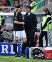 Fussball Deutsche Nationalmannschaft : Arne Friedrich, Trainer Joachim Loew (v. li., GER)