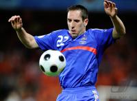 FUSSBALL EURO 2008:  RIBERY (Frankreich) am Ball