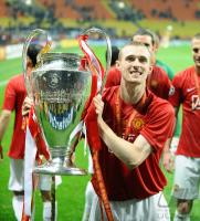 Fussball CHL  FINALE 2008  Fletcher  (ManU) mit CHL Pokal