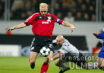 Fussball CL: Leverkusen- Manchester, Zweikampf