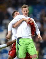 Fussball International, Champions League Saison 2011/2012:  Mario Gomez (li,) umarmt Torwart Manuel Neuer (FC Bayern Muenchen)