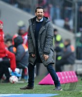 Fussball 1. Bundesliga Saison 14/15: Trainer Josef Zinnbauer (Hamburger SV)