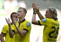 FUSSBALL DFB POKAL SAISON 2012/2013: Marco Reuss (Borussia Dortmund) und Marcel Schmelzer (Borussia Dortmund)