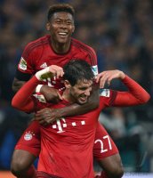 Fussball 1. Bundesliga Saison 15/16: FC Schalke 04 - FC Bayern Muenchen