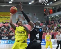 Basketball 2. Bundesliga  19/20: Tigers Tuebingen  - ROEMERSTROM Gladiators Trier