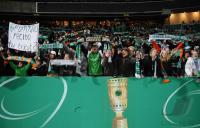 FUSSBALL  DFB Pokal Halbfinale; JUBEL  FANS SV Werder Bremen