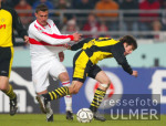 Fussball Bundesliga: Stuttgar - Dortmund, Zweikampf