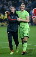Fussball CHL  Saison 2013/2014: Schweinsteiger (FC Bayern Muenchen) und Neuer (FC Bayern Muenchen)