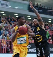 Basketball 1. Bundesliga 16/17 Hauptrunde: Walter Tigers Tuebingen - Rasta Vechta
