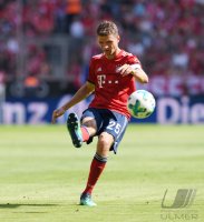 Fussball 1. Bundesliga Saison 17/18: FC Bayern Muenchen -  VfB Stuttgart