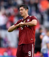 Fussball 1. Bundesliga Saison 21/22: FC Bayern Muenchen -  Hertha BSC Berlin