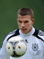 FUSSBALL INTERNATIONAL EURO 2012:  Training der Deutschen Nationalmannschaft