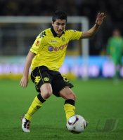 Fussball: Euroa League, Saison 2010/2011: Dortmund - Paris, SAHIN am Ball