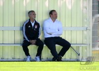 Fussball 1. Bundesliga:  Gerd Mueller mit Sportdirektor Christian Nerlinger (v.li., FC Bayern Muenchen)