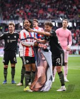 Fussball 1. Bundesliga  Saison  2025/2026  28. Spieltag SC Freiburg - FC Bayern Muenchen