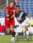 Fussball Bundesliga: Hannover 96 - 1860 Muenchen, Zweikampf