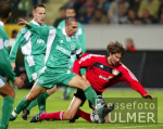 Fussball CL: Leverkusen - Maccabi Haifa, Zweikampf