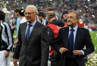 FUSSBALL Testspiel : Franz Beckenbauer (li, FC Bayern Muenchen) mit Florentino Perez (re, Real Madrid)