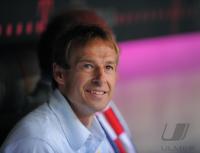 FUSSBALL 1. BUNDESLIGA: Bayern Muenchen - Schalke