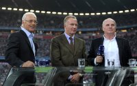 Fussball CHL  Saison 2011/2012: Ehren Praesident Franz Beckenbauer, Vorstandsvorsitzender Karl Heinz Rummenigge, Praesident Uli Hoeness (v. li., FC Bayern Muenchen)