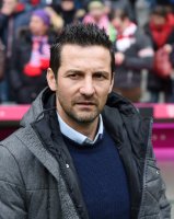 Fussball 1. Bundesliga Saison 14/15: Trainer Josef Zinnbauer (Hamburger SV)