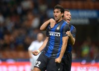 FUSSBALL SERIE A: Jubel von Diego Milito und Cassano Antonio (v. li., Inter Mailand)