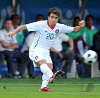 FUSSBALL EURO 2008: Portugal, DECO Einzelaktion