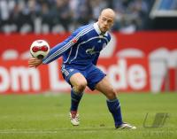 Fussball 1. Bundesliga: Schalke, ERNST Einzelaktion