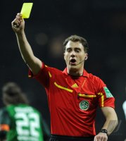 Fussball: 1. Bundesliga Saison 2010/2011: Schiedsrichter Felix ZWAYER