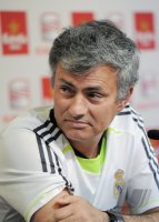 FUSSBALL International  COPA DEL REY  10/11:  Trainer Jose Mourinho (Real Madrid)