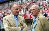 1. Fussball Bundesliga: Vorstandsvorsitzender Karl Heinz Rummenigge (li, FC Bayern Muenchen) mit Willy Bogner