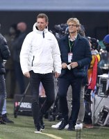 Fussball 1. Bundesliga Saison 21/22: FC Augsburg - FC Bayern Muenchen