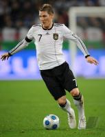 Fussball, International, Freundschaftsspiel: Deutschland, SCHWEINSTEIGER am Ball