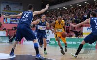 Basketball 1. Bundesliga  13/14:  Walter Tigers Tuebingen - EWE Baskets Oldenburg
