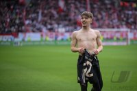 Fussball 1. Bundesliga  Saison  2025/2026  28. Spieltag SC Freiburg - FC Bayern Muenchen