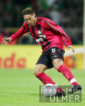 Fussball 1. Bundesliga: Leverkusen, JONES Einzelaktion