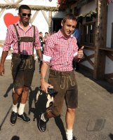 FUSSBALL 1. BUNDESLIGA: Luiz Gustavo, Rafinha (v. li., FC Bayern Muenchen)