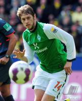 FUSSBALL, 1. BUNDESLIGA, 29. Spieltag: Bremen, HUNT Einzelaktion